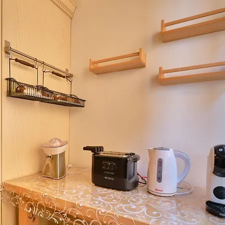 Apartamento Apartmentsgarda - Residenza Dei Navigatori Torri Del Benaco