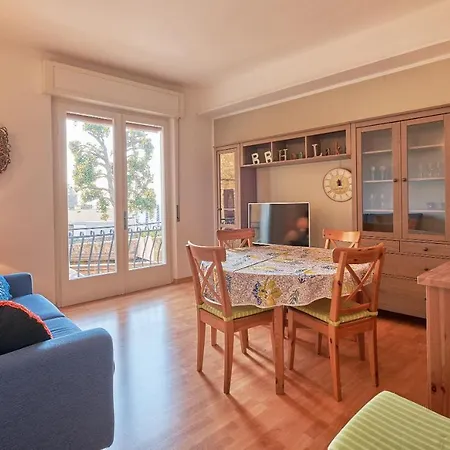 Apartamento Apartmentsgarda - Residenza Dei Navigatori