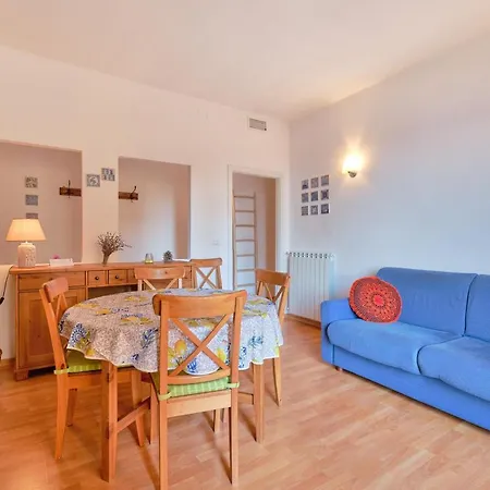 Apartmentsgarda - Residenza Dei Navigatori Torri Del Benaco