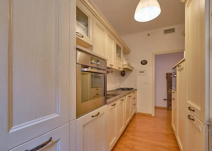 Apartmentsgarda - Residenza Dei Navigatori * Torri Del Benaco